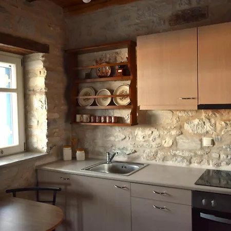 J&d Appartement Kostos